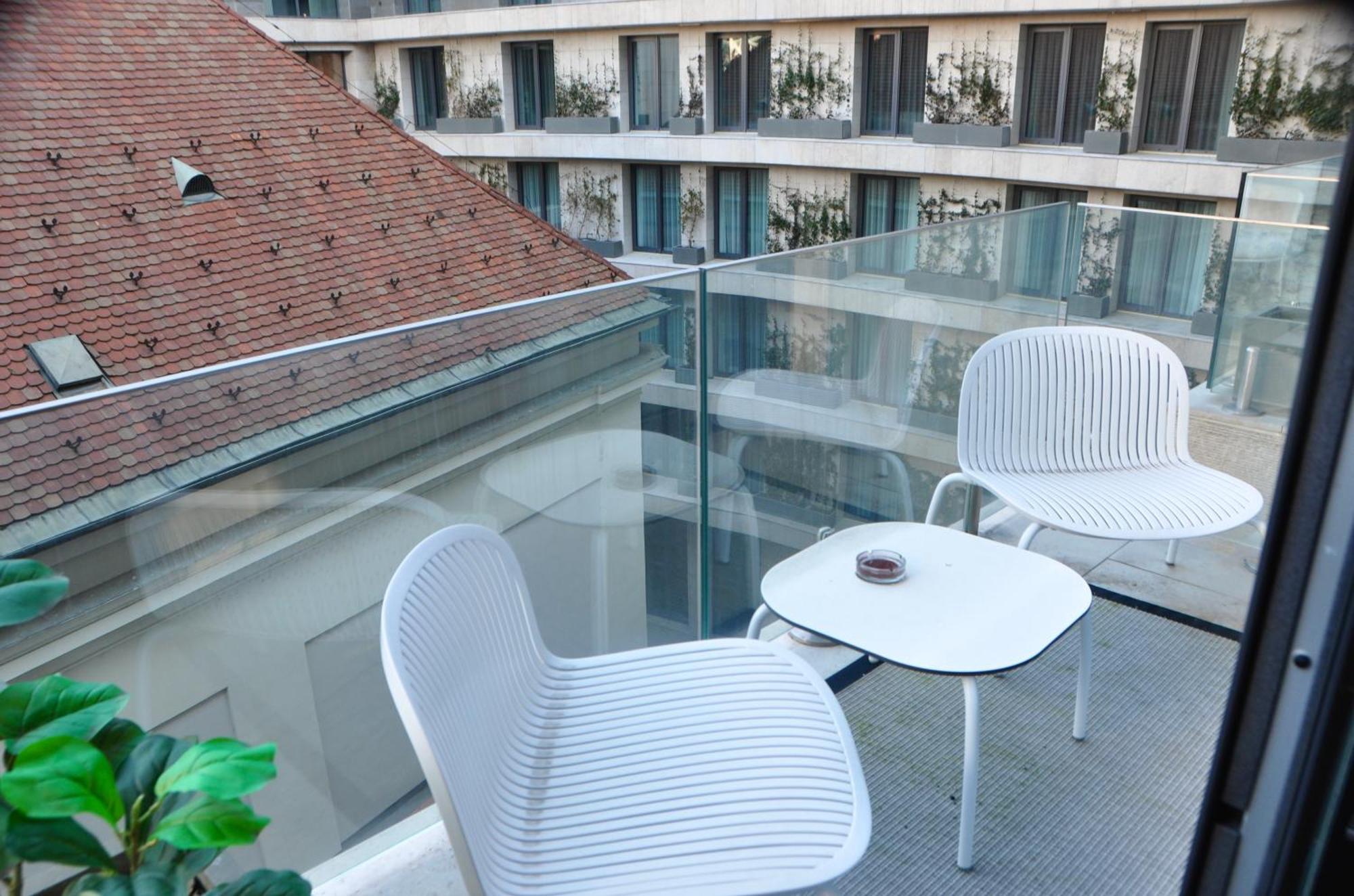 Emerald Residence Luxury Apartments บูดาเปสต์ ภายนอก รูปภาพ